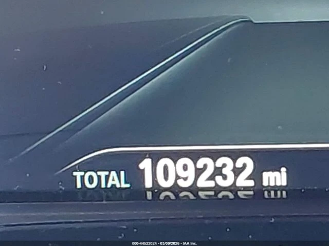 BMW 540 MPACK* KEYLESS* AMBIENT* HEADUP, снимка 8 - Автомобили и джипове - 53876520