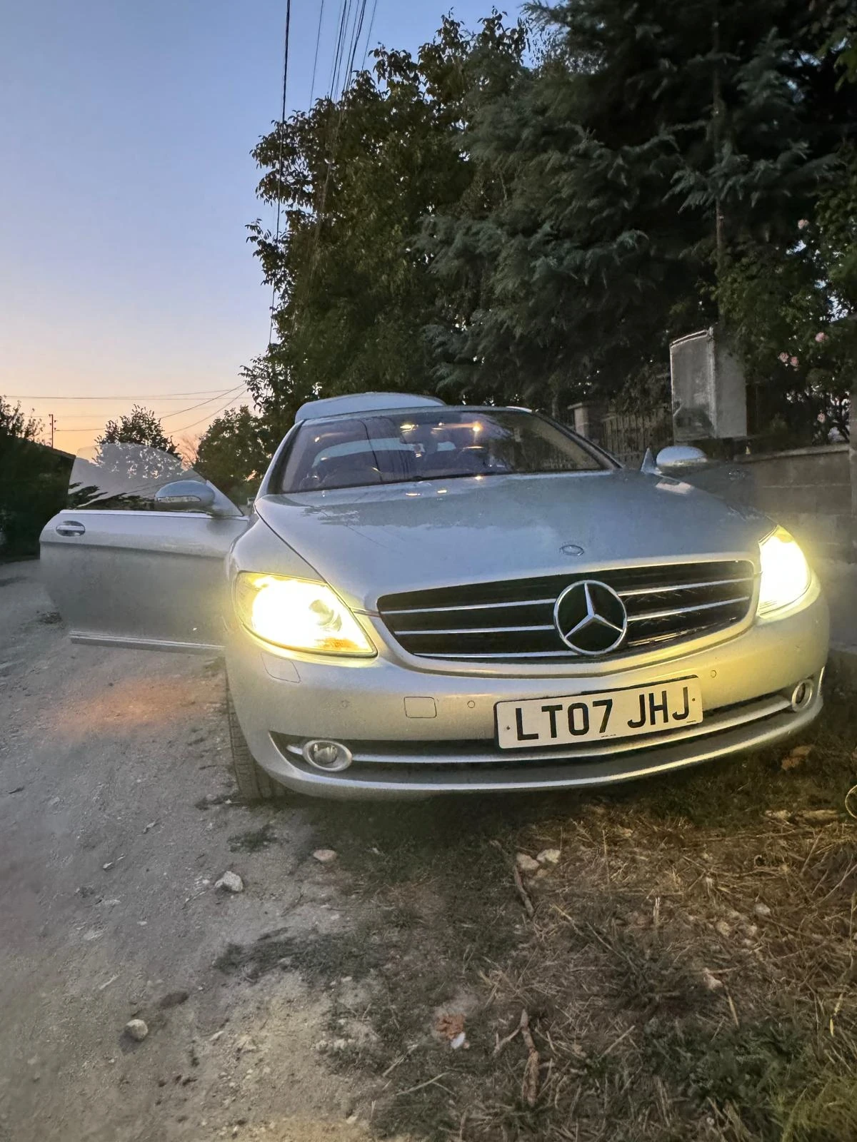 Mercedes-Benz CL 500  - изображение 2