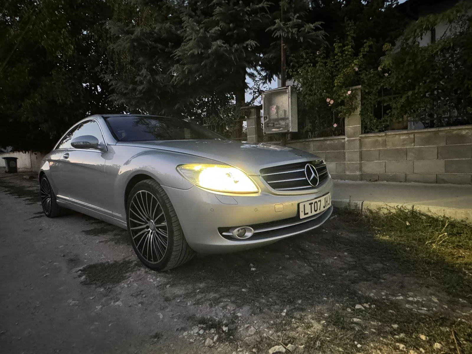 Mercedes-Benz CL 500  - изображение 5