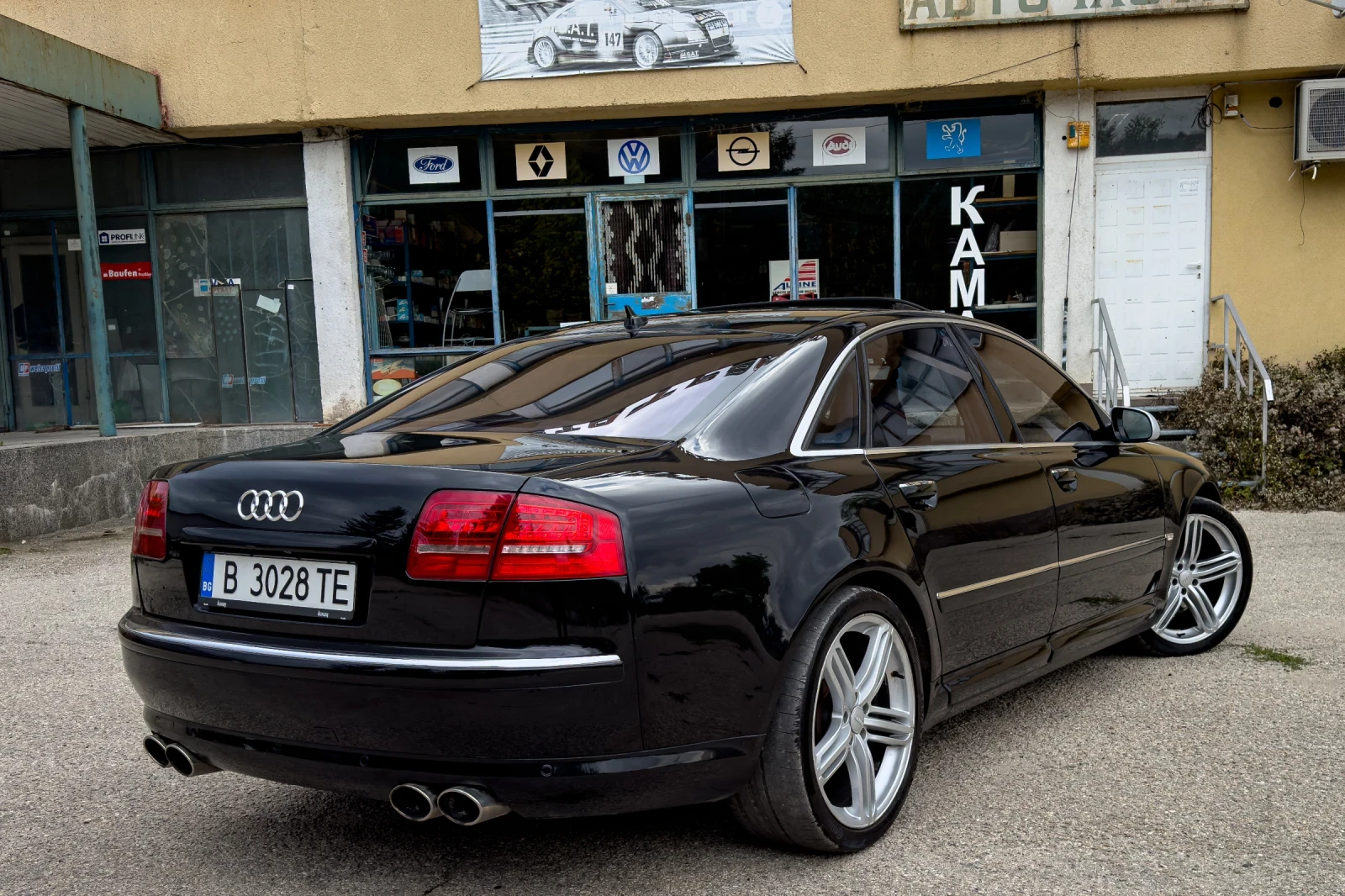 Audi A8 = S8 Packet= 4.2= LONG= BOSSE= ПОДГРЕВ= ОБДУХВАНЕ= - изображение 4