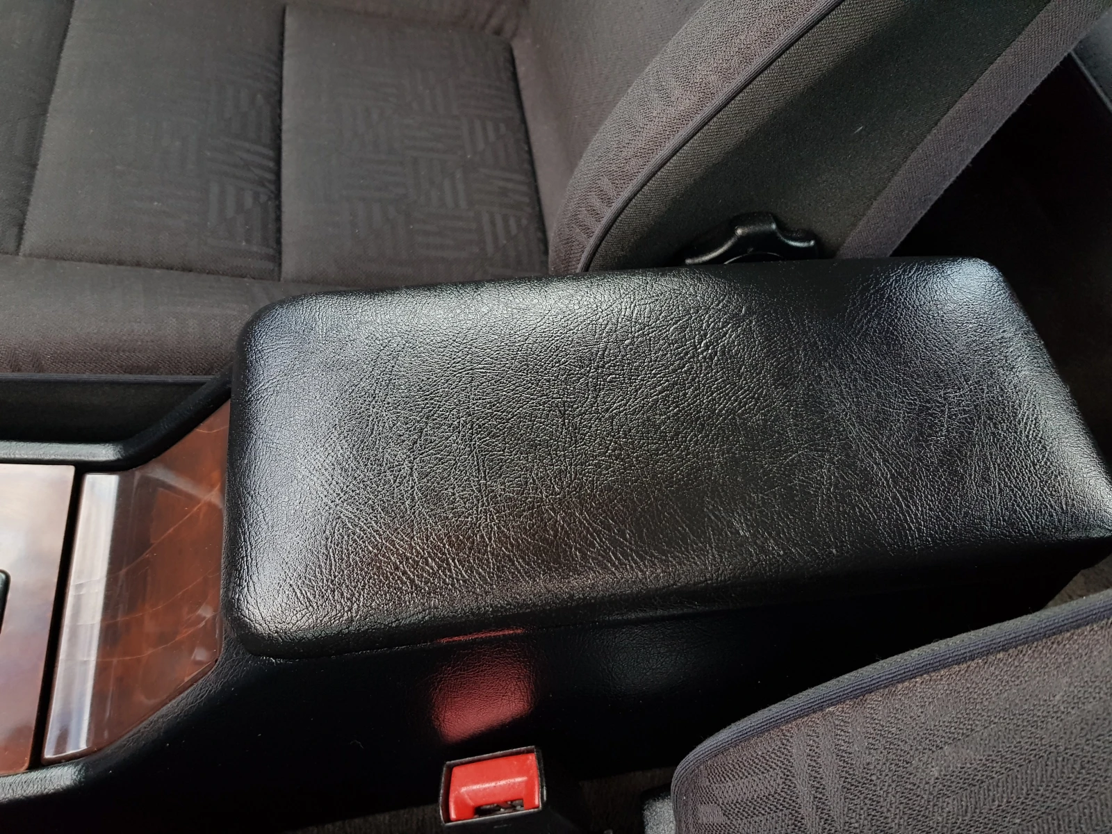 Mercedes-Benz C 180 i FACELIFT ELEGANCE АВТОМАТИК ЛИЗИНГ | Mobile.bg — изображение 13