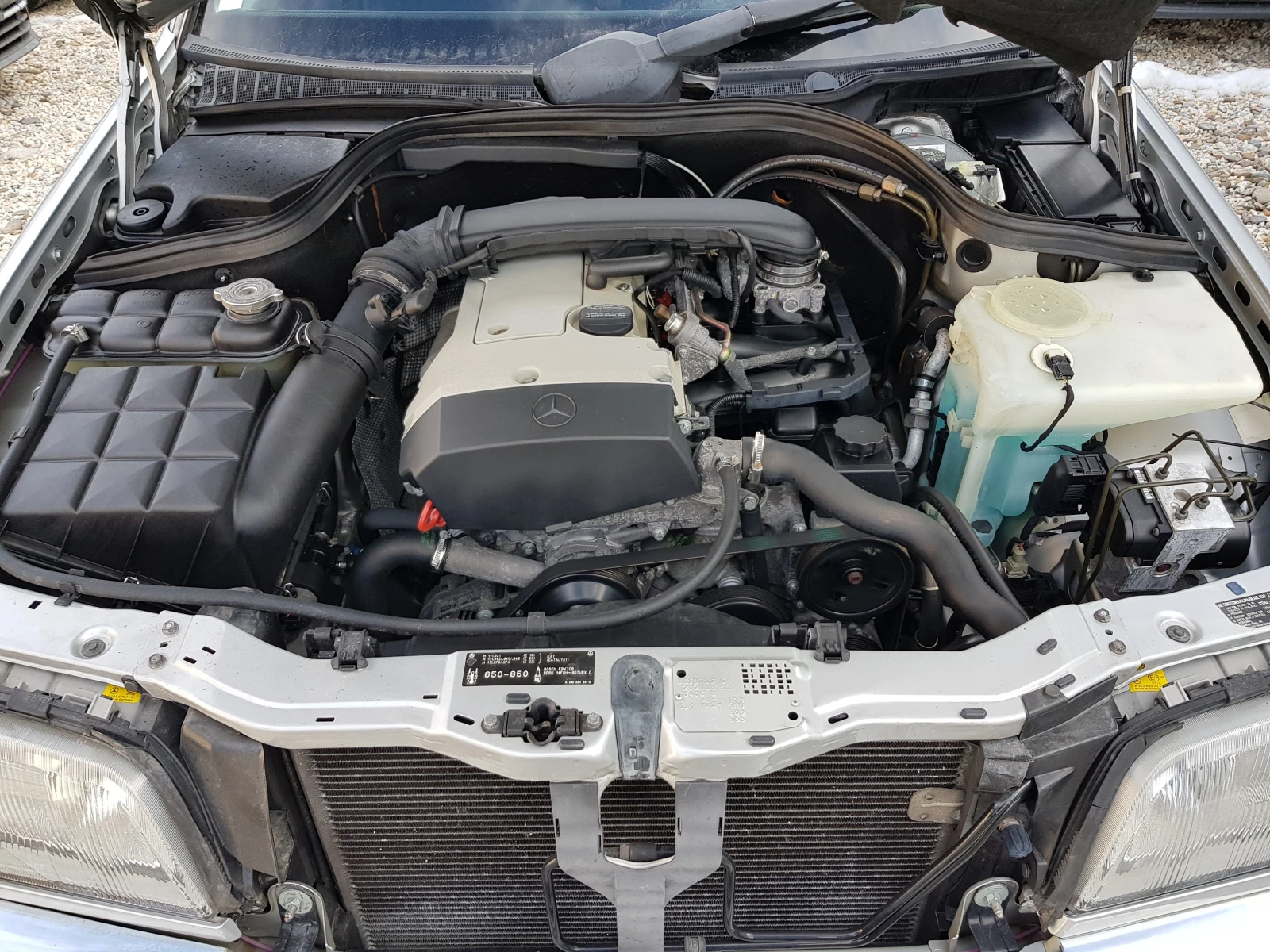 Mercedes-Benz C 180 i FACELIFT ELEGANCE АВТОМАТИК ЛИЗИНГ | Mobile.bg — изображение 17