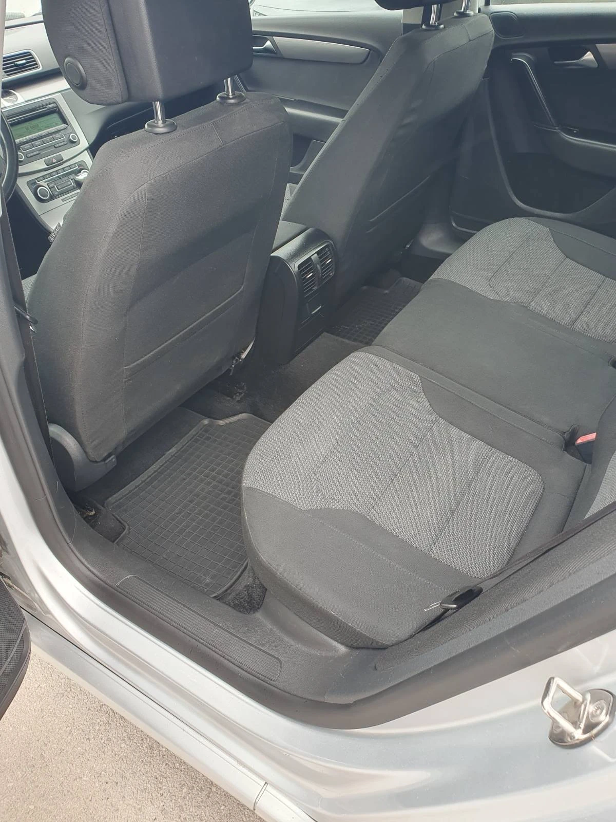 VW Passat 2.0 TDI - изображение 9