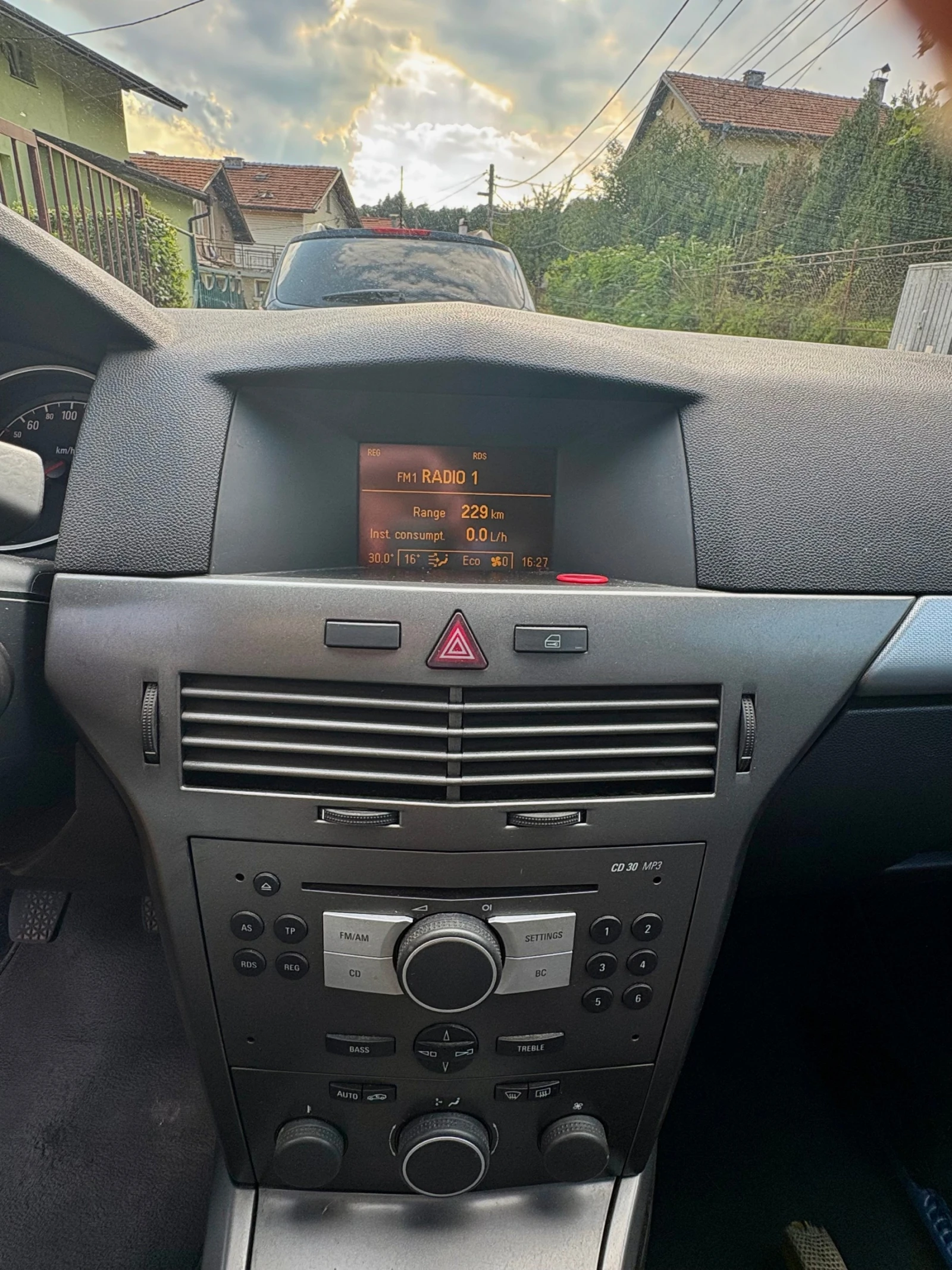 Opel Astra H - изображение 8
