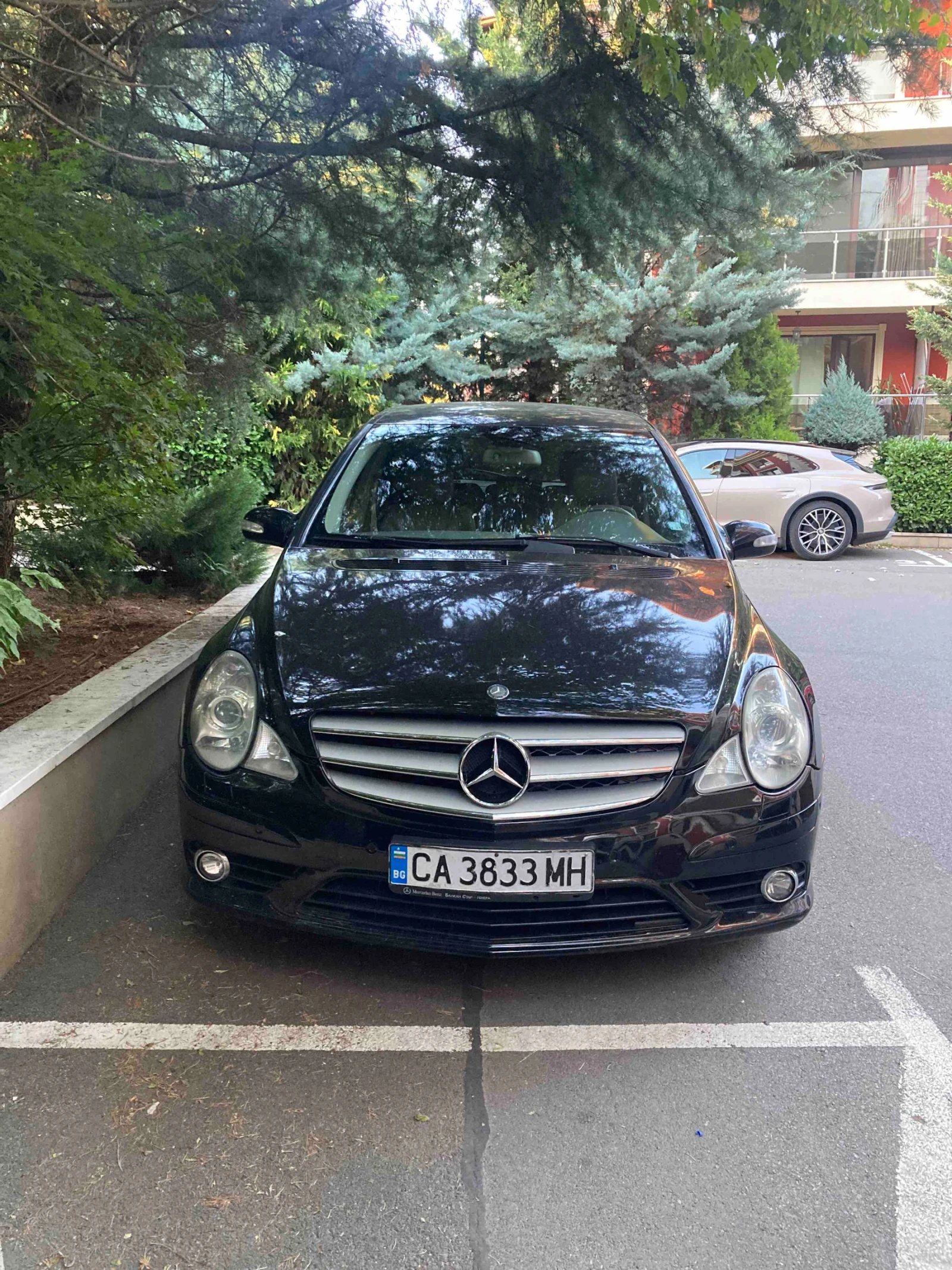Mercedes-Benz R 320  - изображение 2