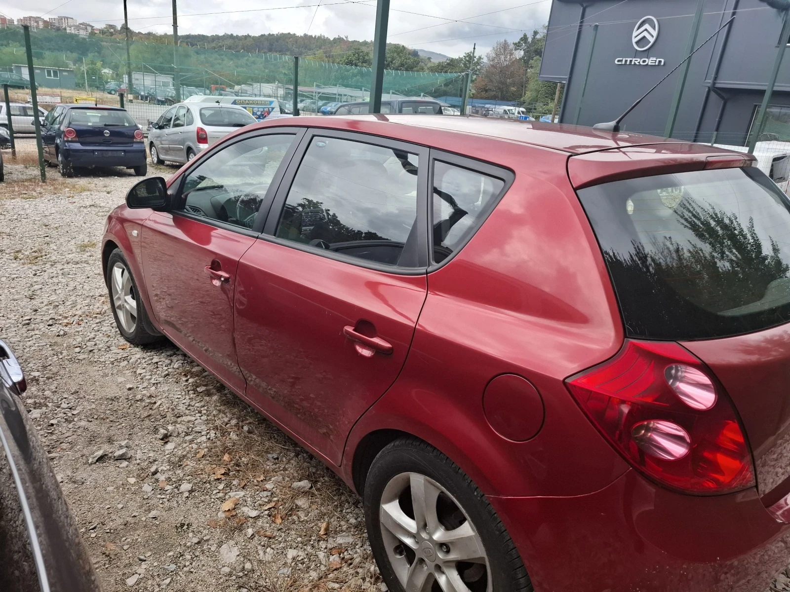 Kia Ceed 1.6CRDI-90к.с. КЛИМАТРОНИК! МУЛТИВОЛАН! ОТЛИЧНА! - изображение 8