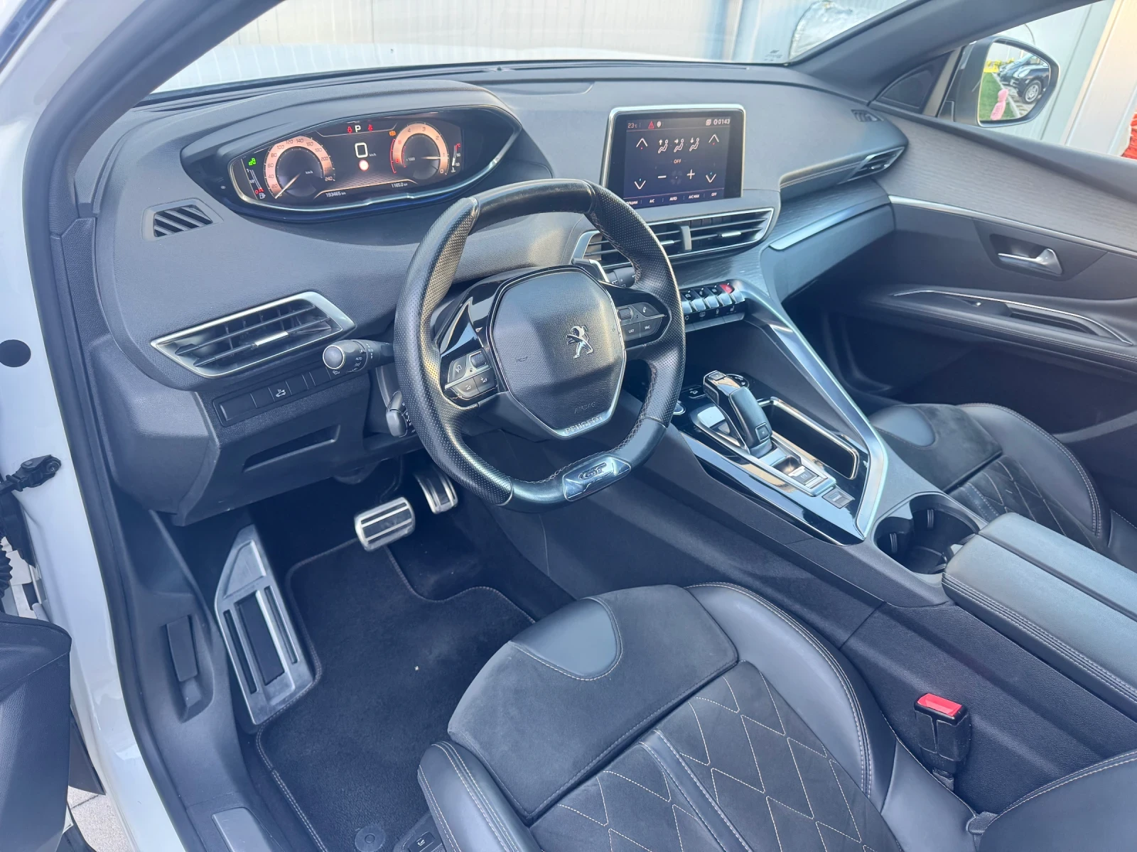 Peugeot 3008 GT 2.0 BlueHDi 180 Crossway | Mobile.bg � ����������� 15