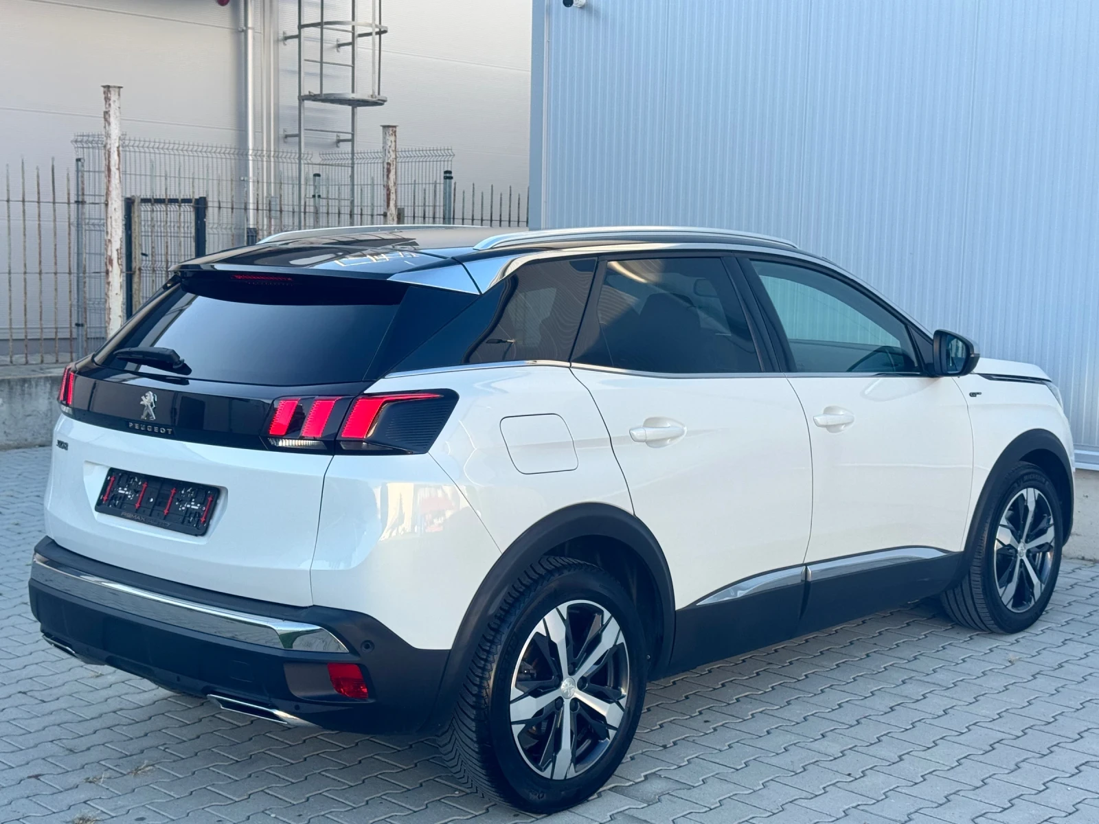Peugeot 3008 GT 2.0 BlueHDi 180 Crossway - изображение 4