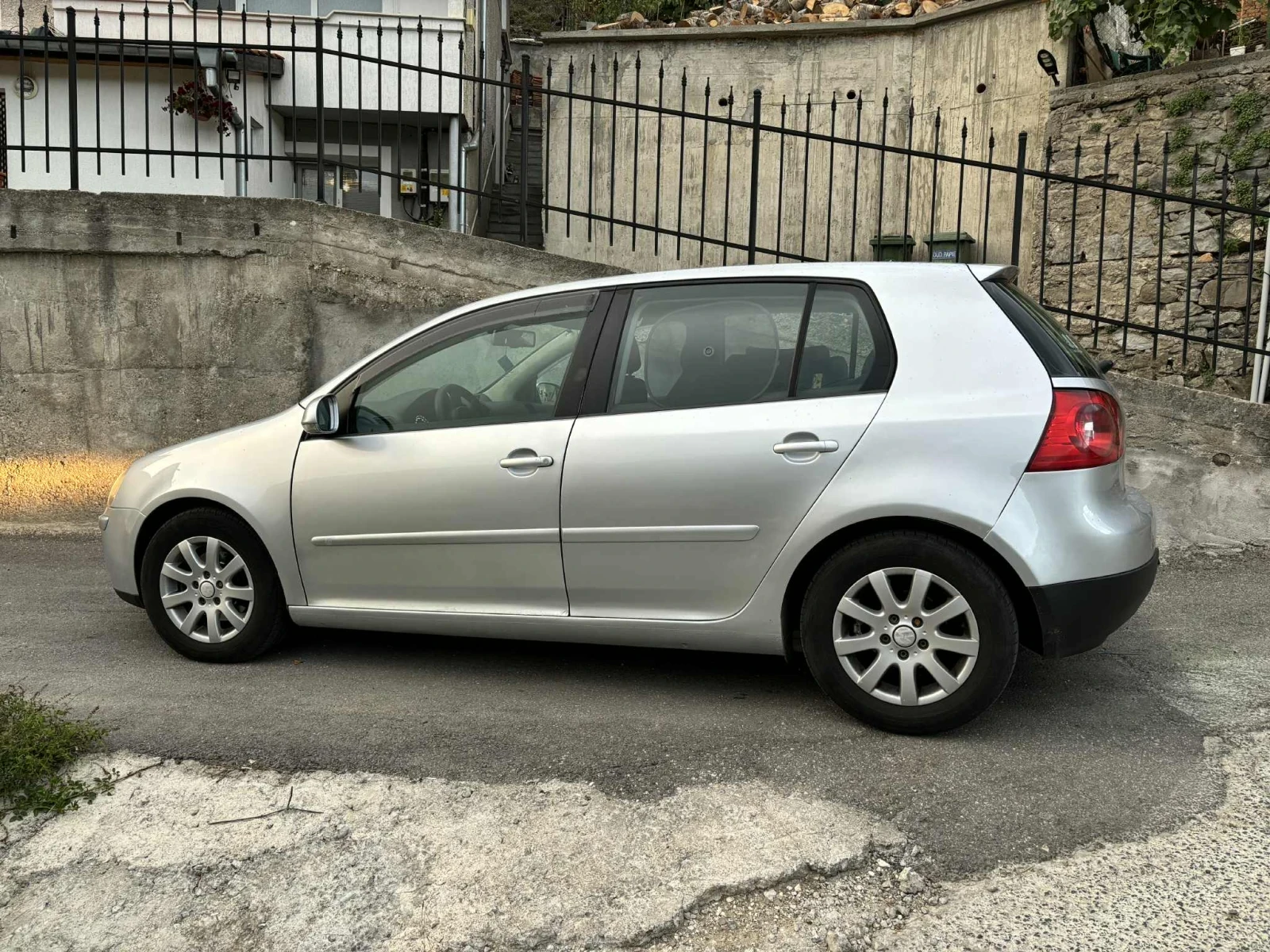 VW Golf 1.9 - изображение 3