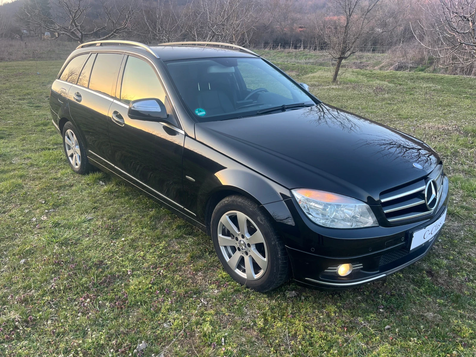 Mercedes-Benz C 220 OM646 ТОП СЪСТОЯНИЕ , снимка 3 - Автомобили и джипове - 53865398