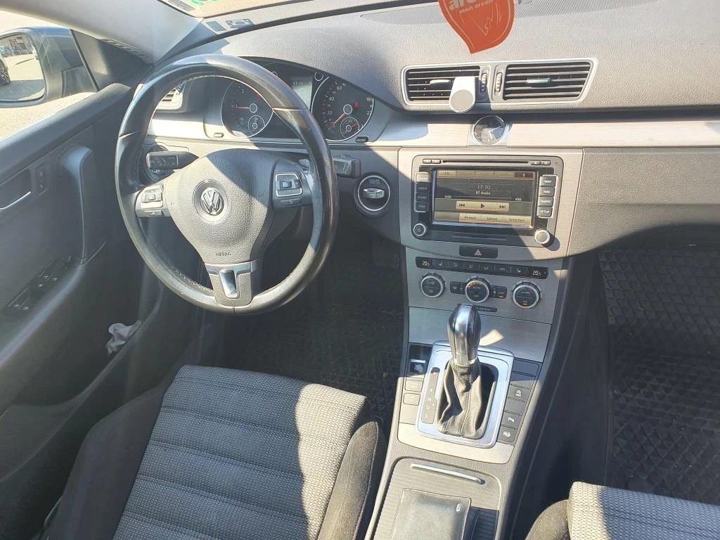 VW Passat, снимка 2 - Автомобили и джипове - 53992702