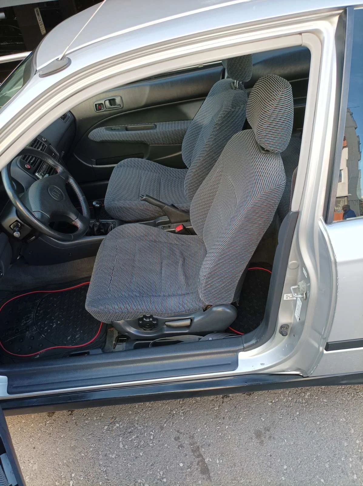 Honda Civic 1, 4Is - ГАЗ - КЛИМА - ЛЕТНИ И ЗИМНИ ГУМИ, снимка 7 - Автомобили и джипове - 54136655