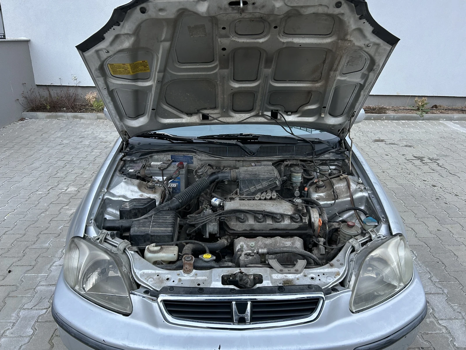 Honda Civic 1, 4Is - ГАЗ - КЛИМА - ЛЕТНИ И ЗИМНИ ГУМИ, снимка 6 - Автомобили и джипове - 54136655