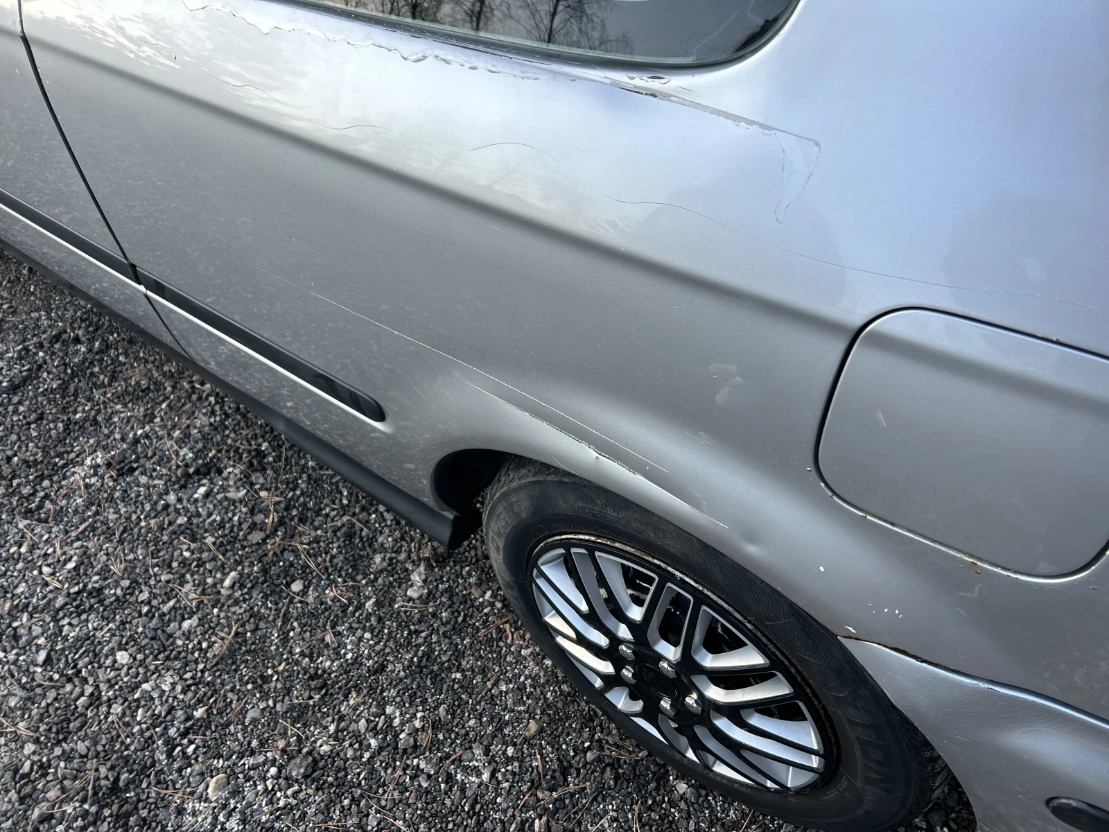 Honda Civic 1, 4Is - ГАЗ - КЛИМА - ЛЕТНИ И ЗИМНИ ГУМИ, снимка 9 - Автомобили и джипове - 54136655