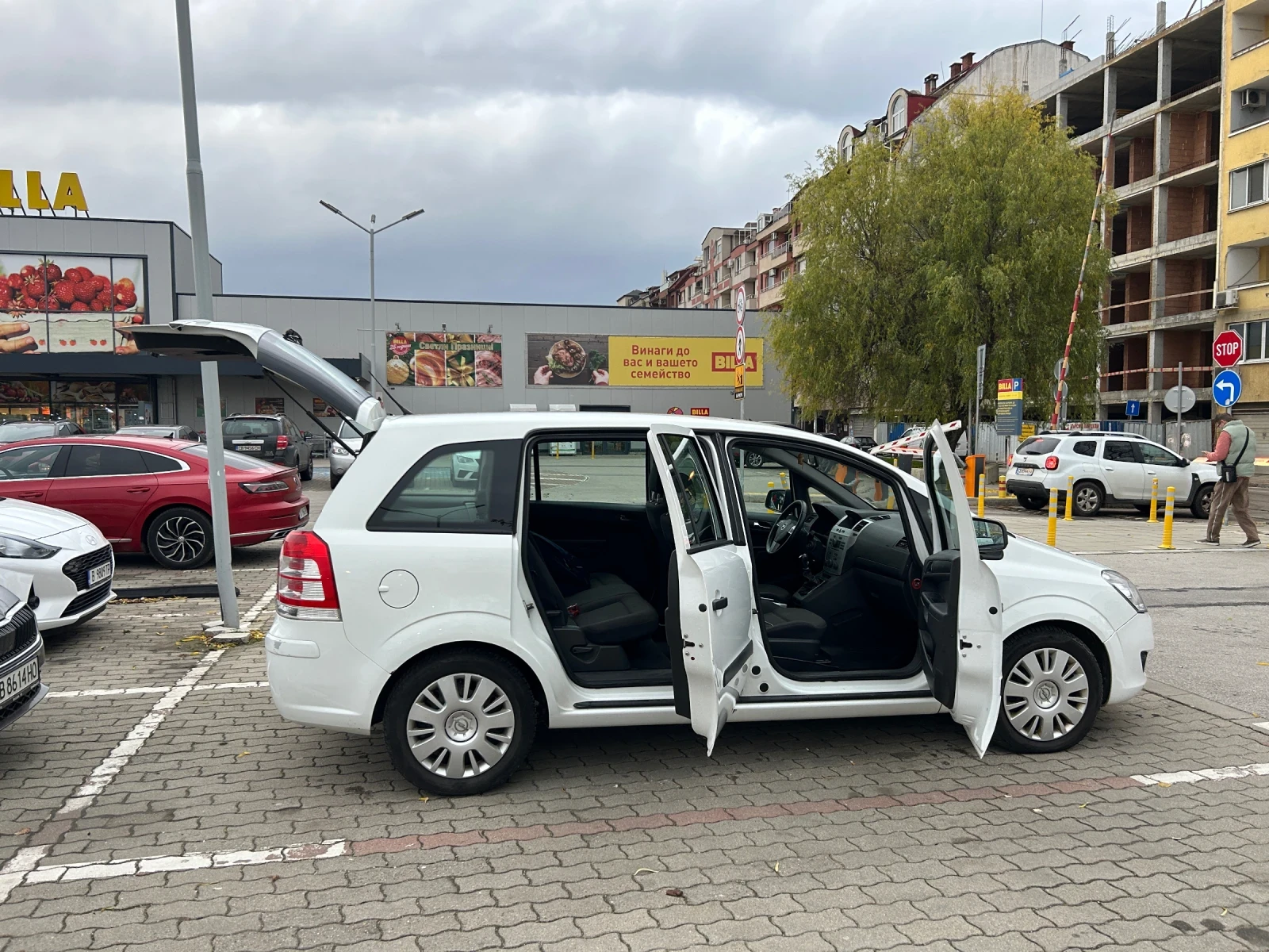 Opel Zafira, снимка 7 - Автомобили и джипове - 54304570