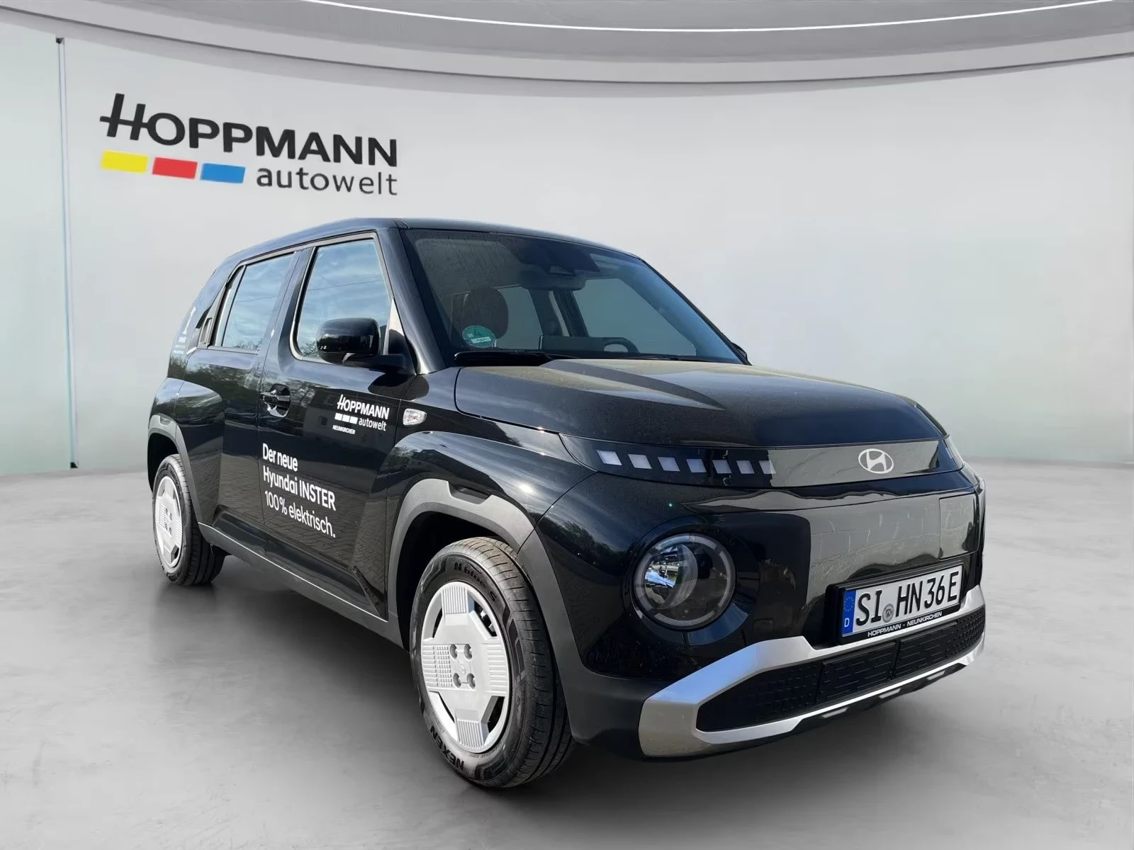 Hyundai Inster 49kWh Select Elektro , снимка 2 - Автомобили и джипове - 54483063