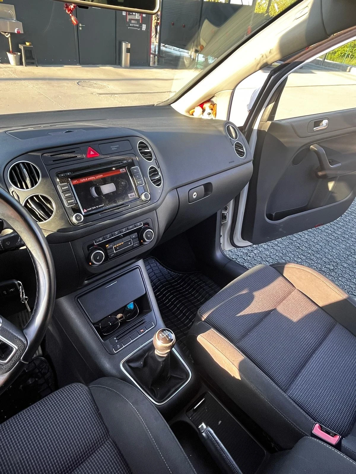VW Golf Plus, снимка 7 - Автомобили и джипове - 54630800