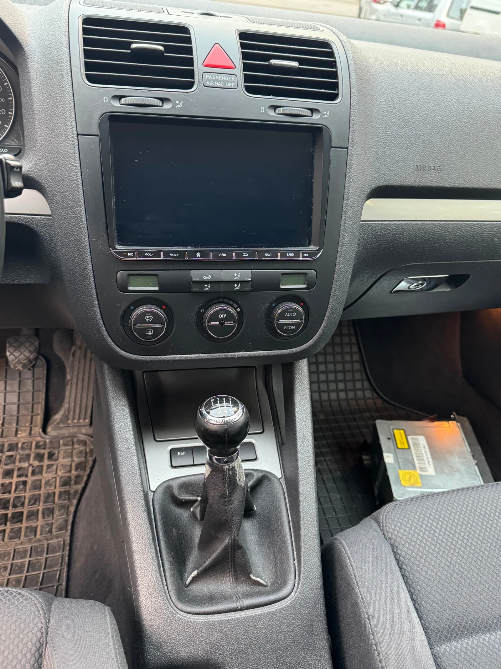 VW Golf 1.9TDI/4x4/6скорости/105к.с., снимка 10 - Автомобили и джипове - 54873306