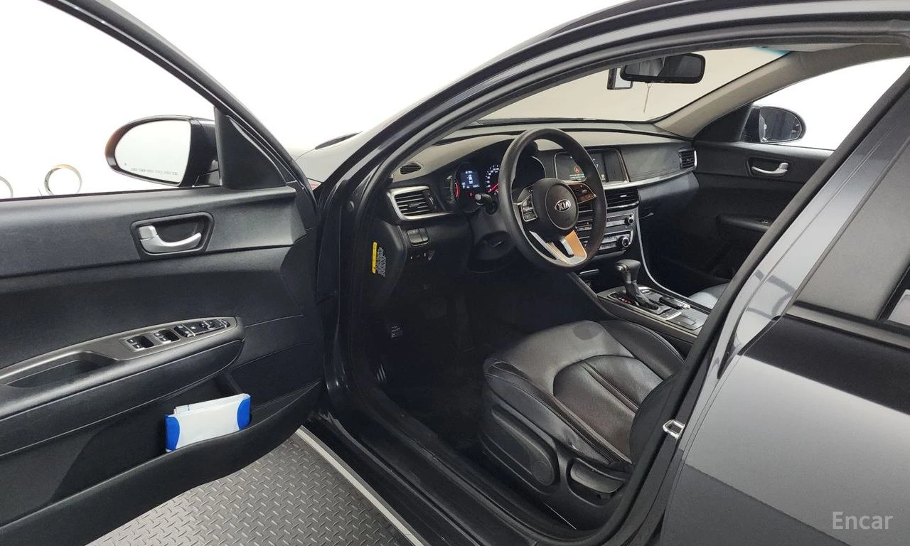 Kia K5 2.0* LUXURY* ПОДГРЕВ* КАМЕРА* КЕЙЛЕС* , снимка 5 - Автомобили и джипове - 54919407