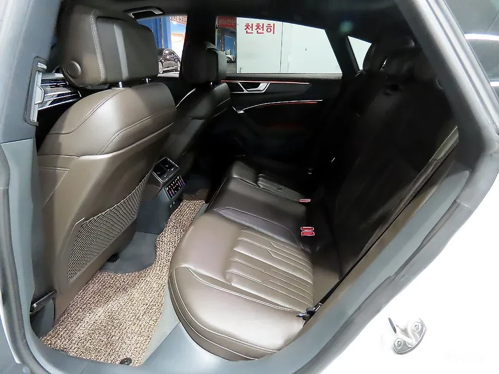 Audi A7 45* TFSI* Обдух* Подгрев* Head UP* Soft* 360VIEW* , снимка 14 - Автомобили и джипове - 55754371