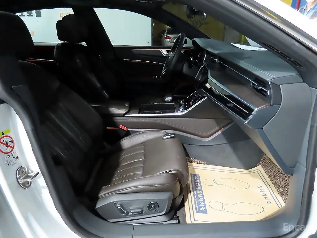 Audi A7 45* TFSI* Обдух* Подгрев* Head UP* Soft* 360VIEW* , снимка 11 - Автомобили и джипове - 55754371