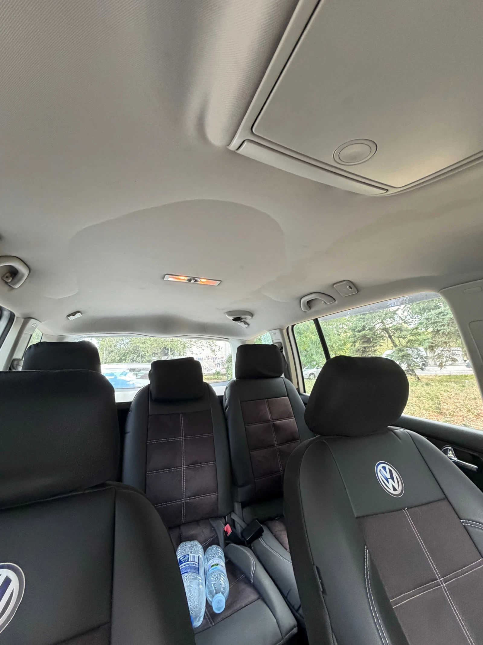VW Touran, снимка 15 - Автомобили и джипове - 55836983