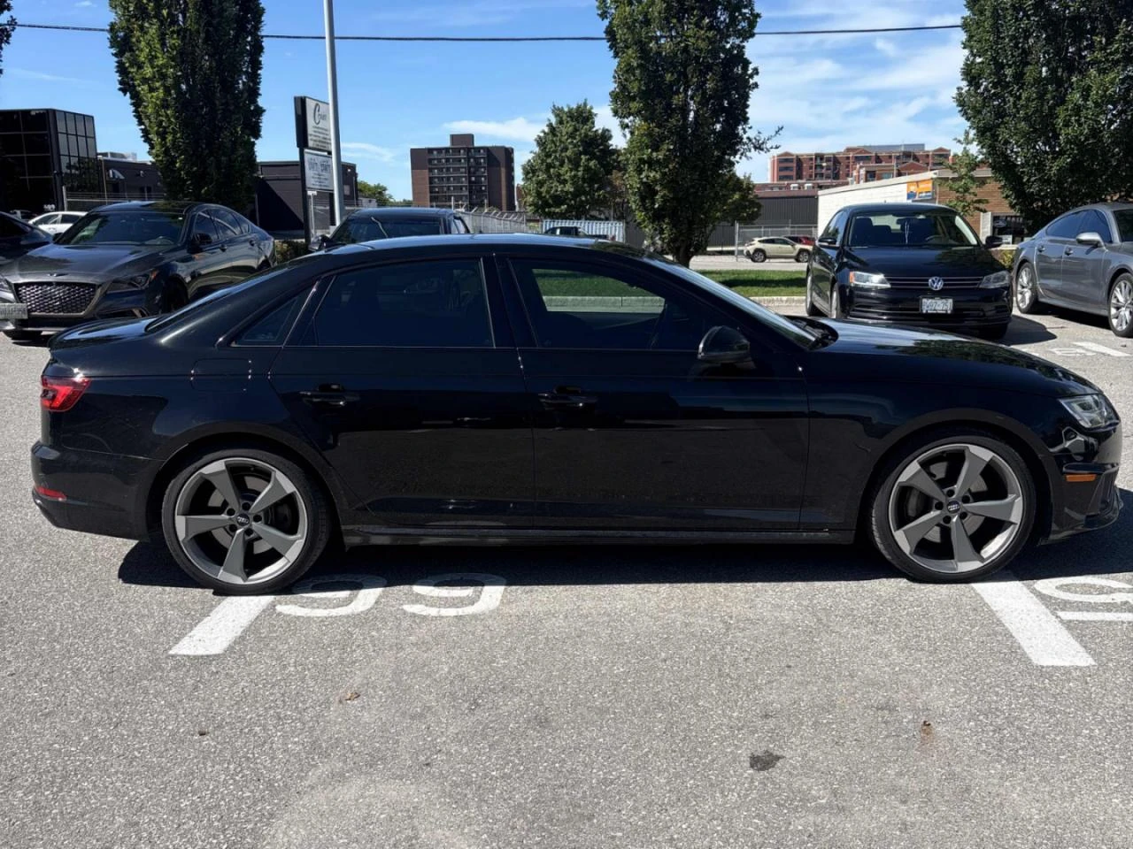 Audi A4 Technik* S-line* B&O* 360* Digital, снимка 5 - Автомобили и джипове - 56048262
