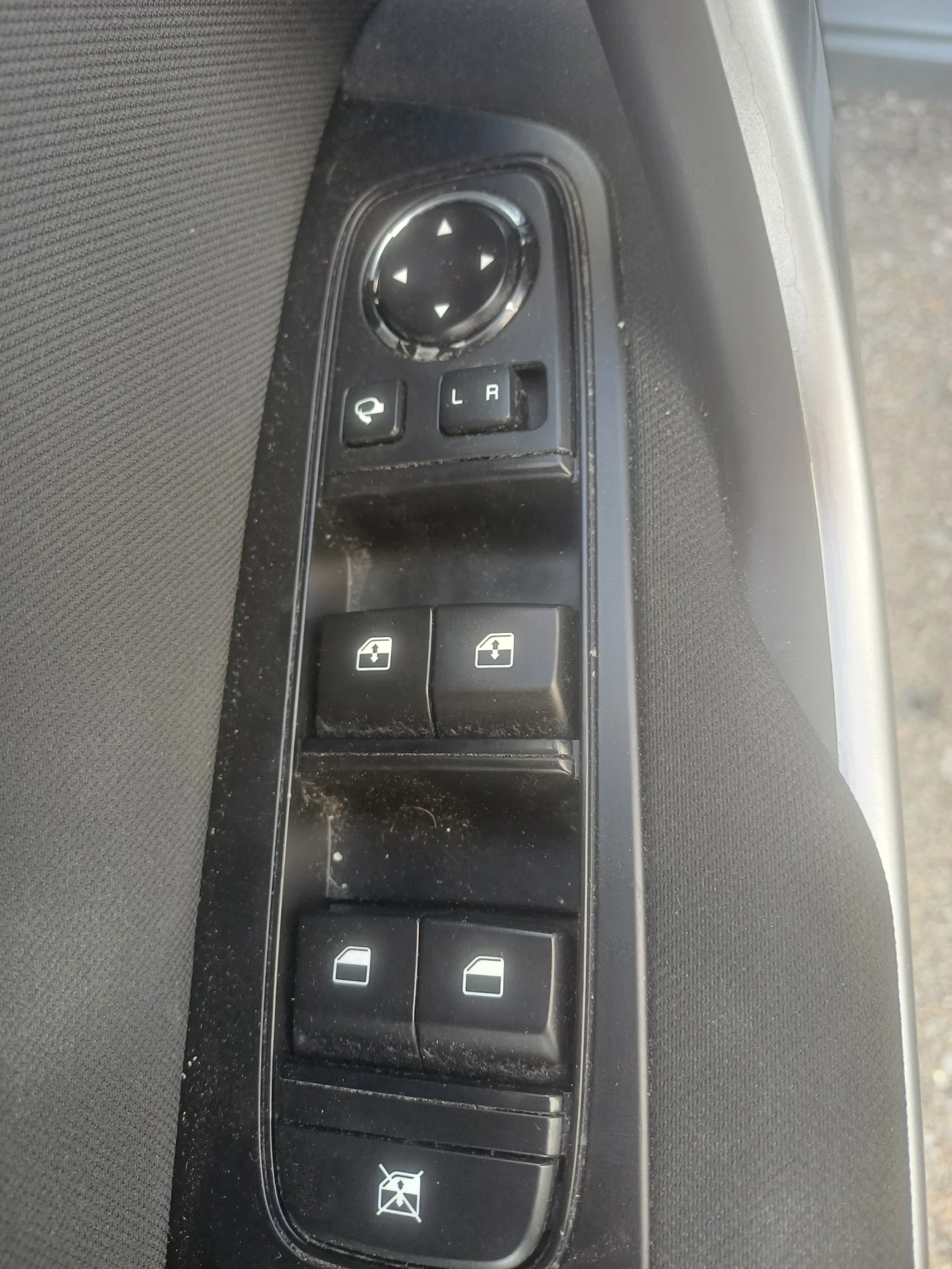 Kia Ceed 1.6 crdi �� ����� | Mobile.bg � ����������� 8