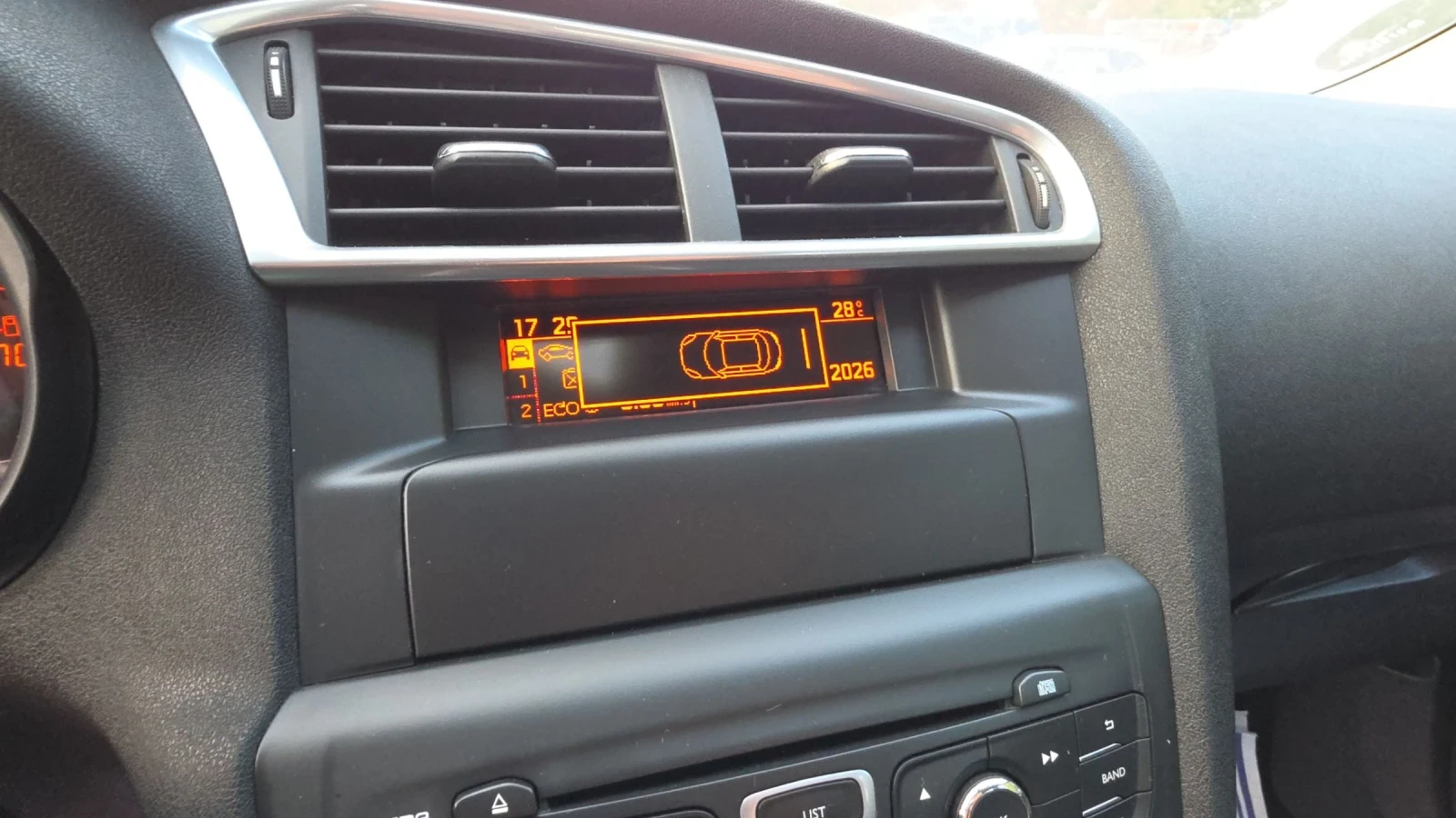Citroen C4 1.6eHDI, снимка 12 - Автомобили и джипове - 56167271