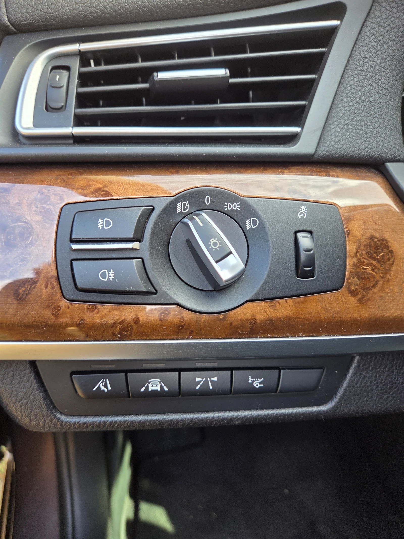 BMW 740 313к.с xdrive, снимка 10 - Автомобили и джипове - 56238754