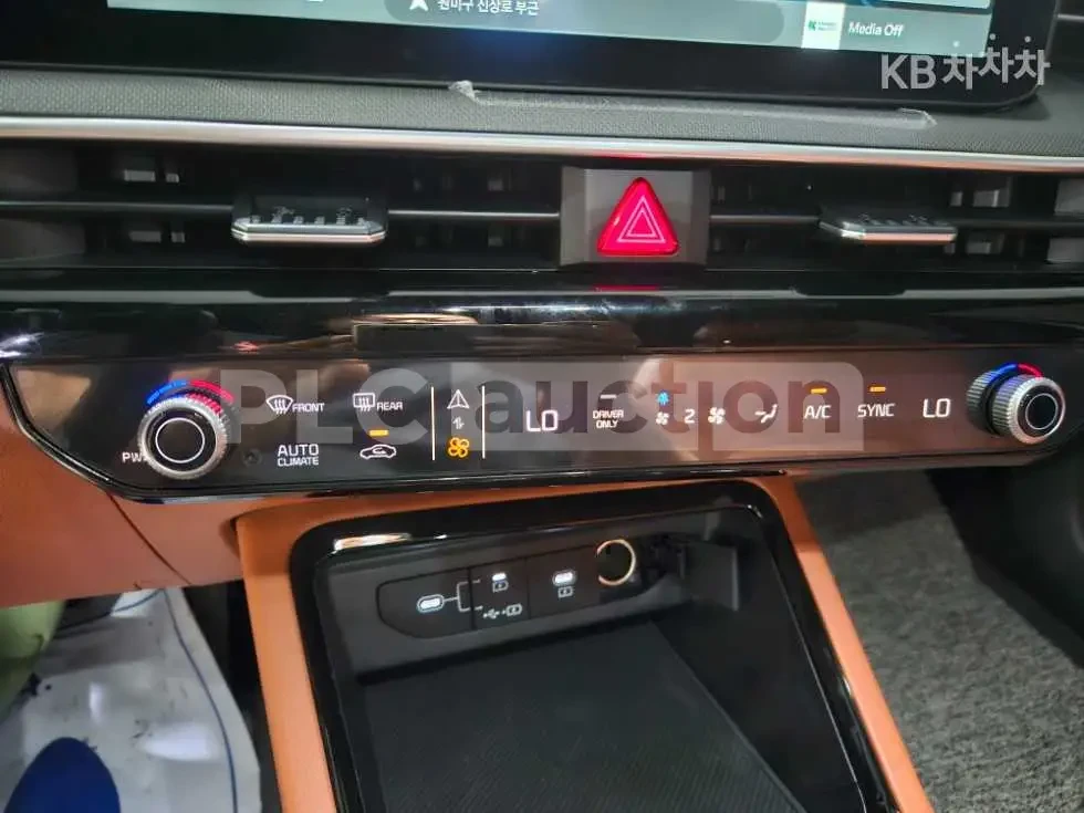 Kia K5 HYBRID SIGNATURE * ������ ����* FULL MAX | Mobile.bg � ����������� 14