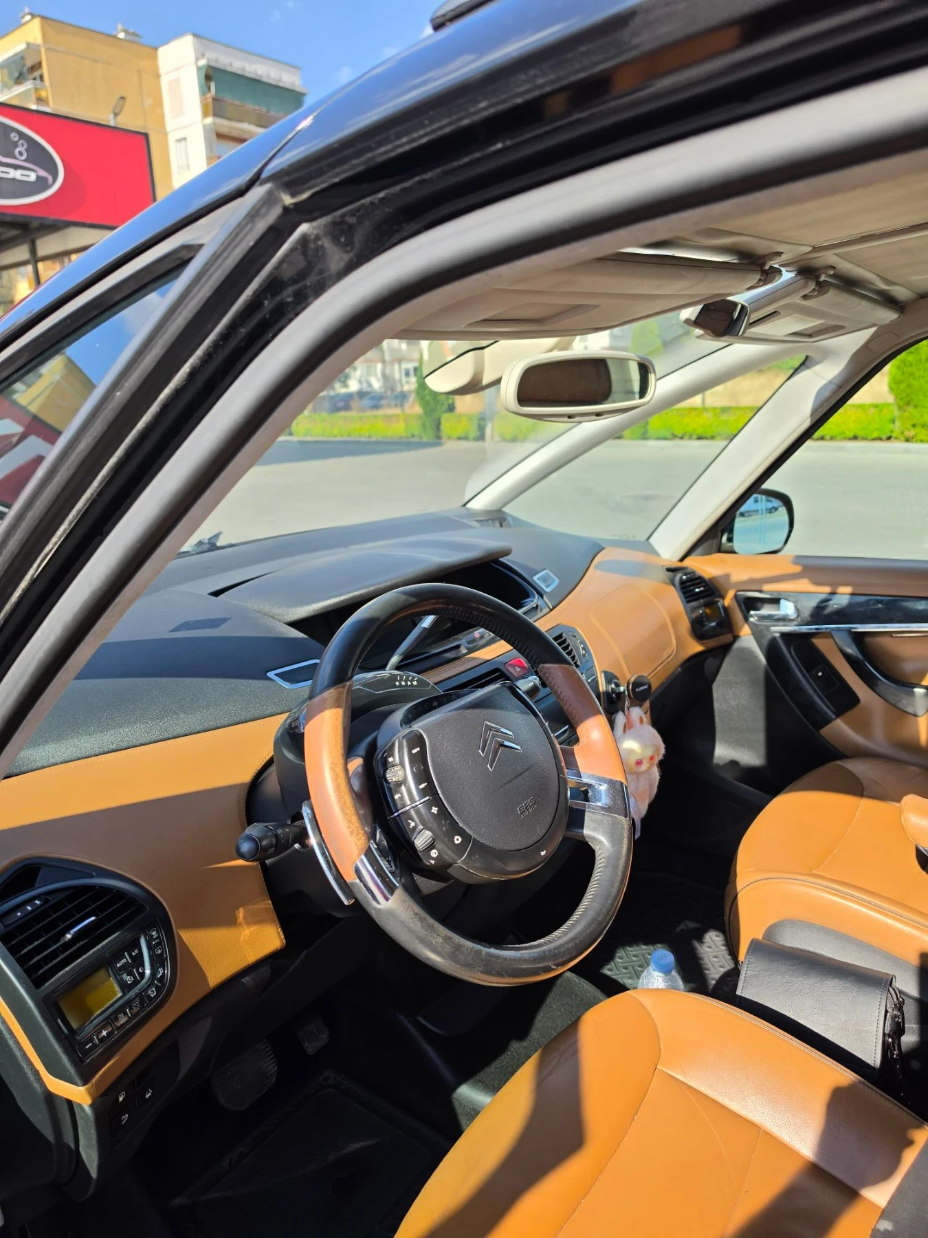 Citroen Grand C4 Picasso, снимка 13 - Автомобили и джипове - 56551622