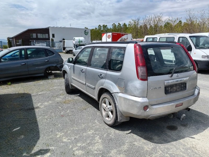 Nissan X-trail 2.2dci, снимка 4 - Автомобили и джипове - 47183800