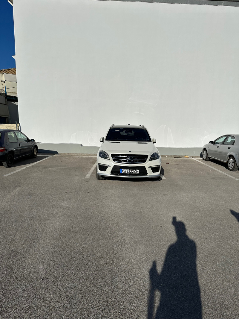 Mercedes-Benz ML 63 AMG Performance! Bi -turbo!129 хил км, снимка 6 - Автомобили и джипове - 45574828