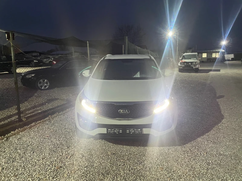 Kia Sportage Джип, снимка 4 - Автомобили и джипове - 47784838