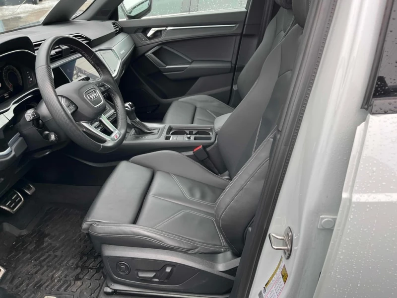 Audi Q3 S-line Technik  CARFAX, снимка 5 - Автомобили и джипове - 53076035