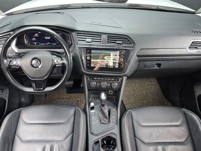 VW Tiguan 2.0 TDI | 360| DIGITAL| ПОДГРЕВ| ПАМЕТ| DISTRONIC, снимка 7 - Автомобили и джипове - 55740405
