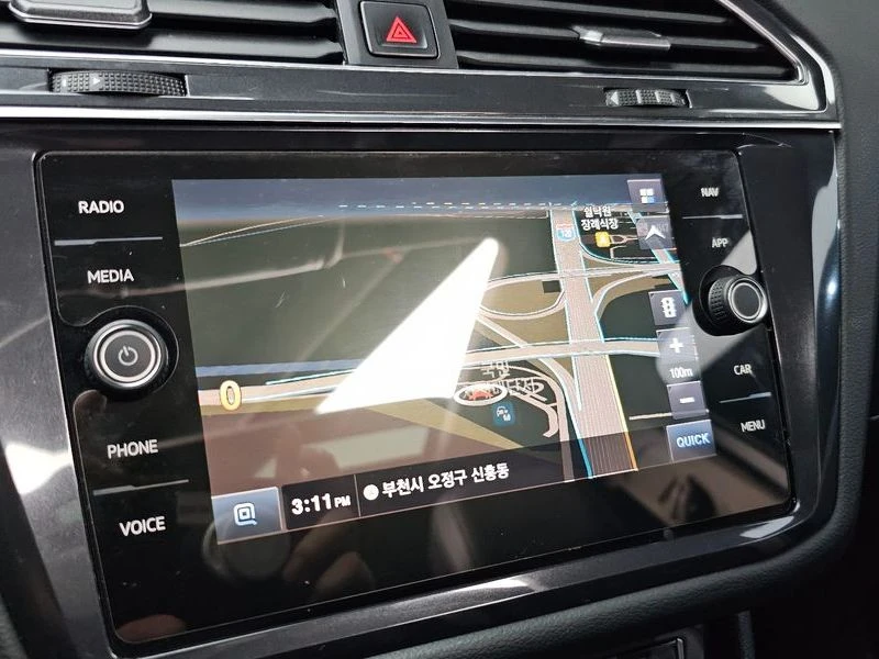 VW Tiguan 2.0 TDI | 360| DIGITAL| ПОДГРЕВ| ПАМЕТ| DISTRONIC, снимка 13 - Автомобили и джипове - 55740405