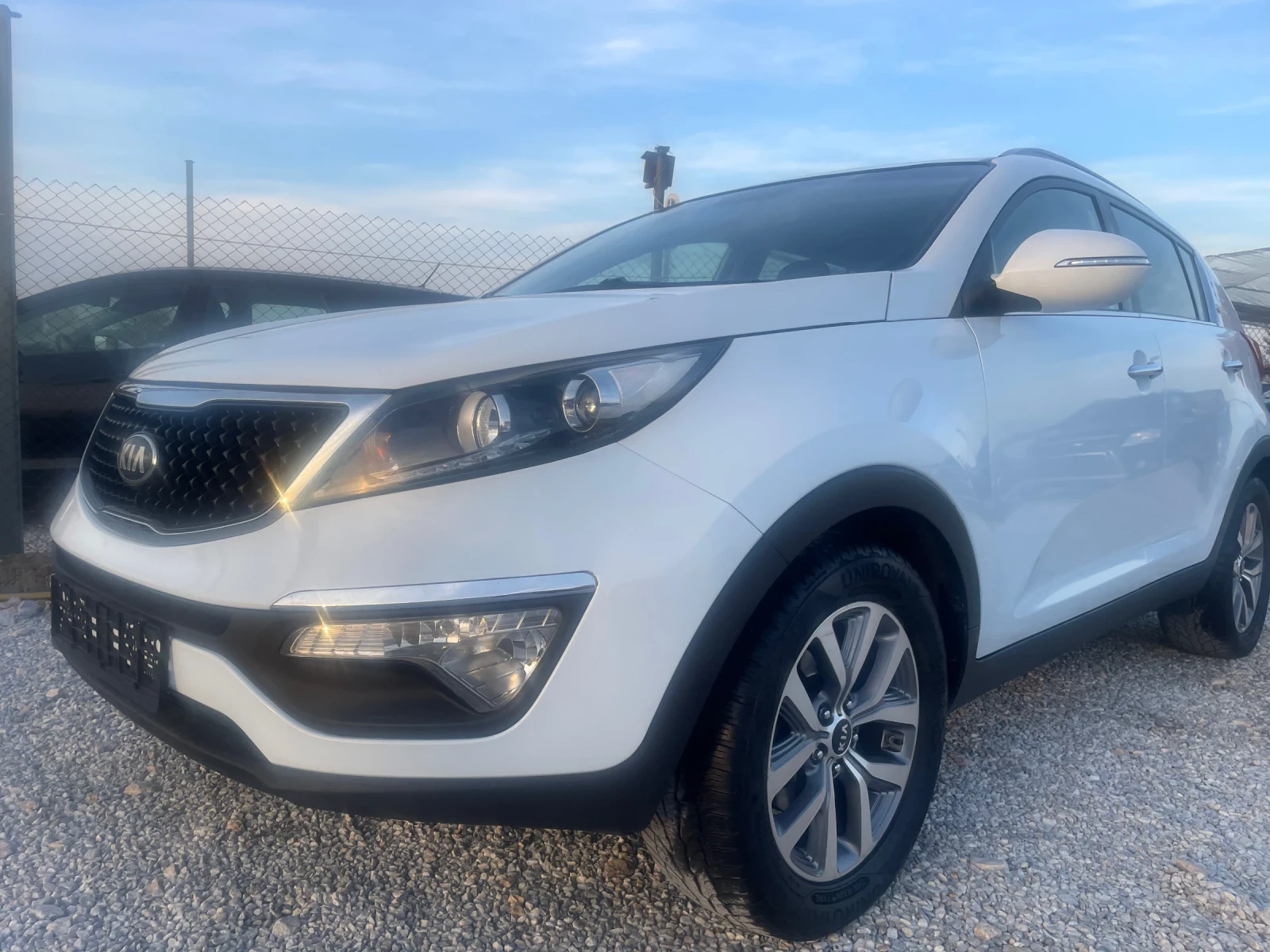 Kia Sportage Джип - изображение 8