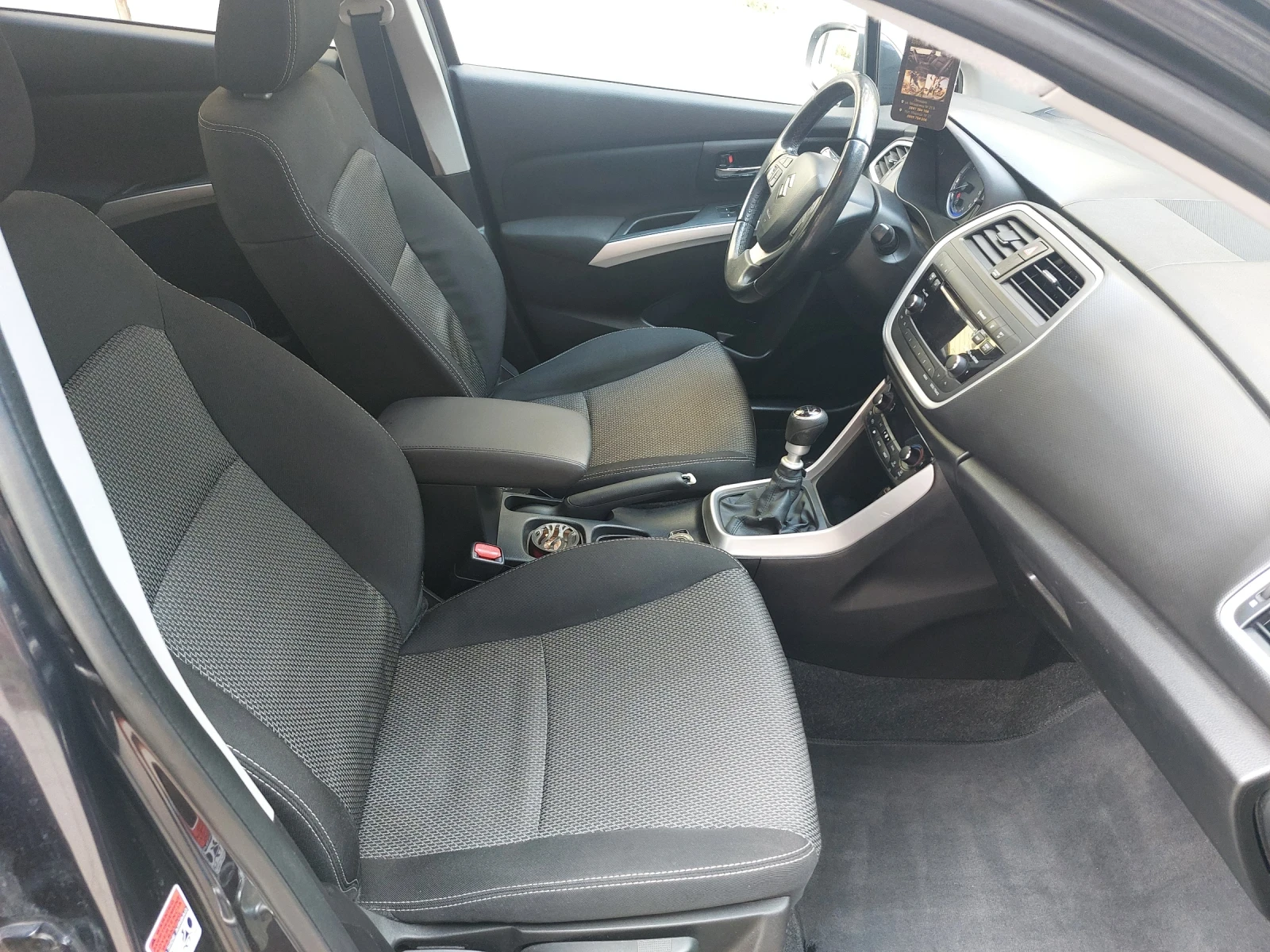 Suzuki SX4 S-Cross 1.6 allgrip - изображение 7