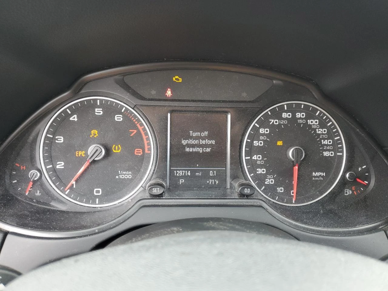 Audi Q5 PREMIUM PLUS/2.0L 4/КОЖА/ПОДГРЕВ - изображение 9