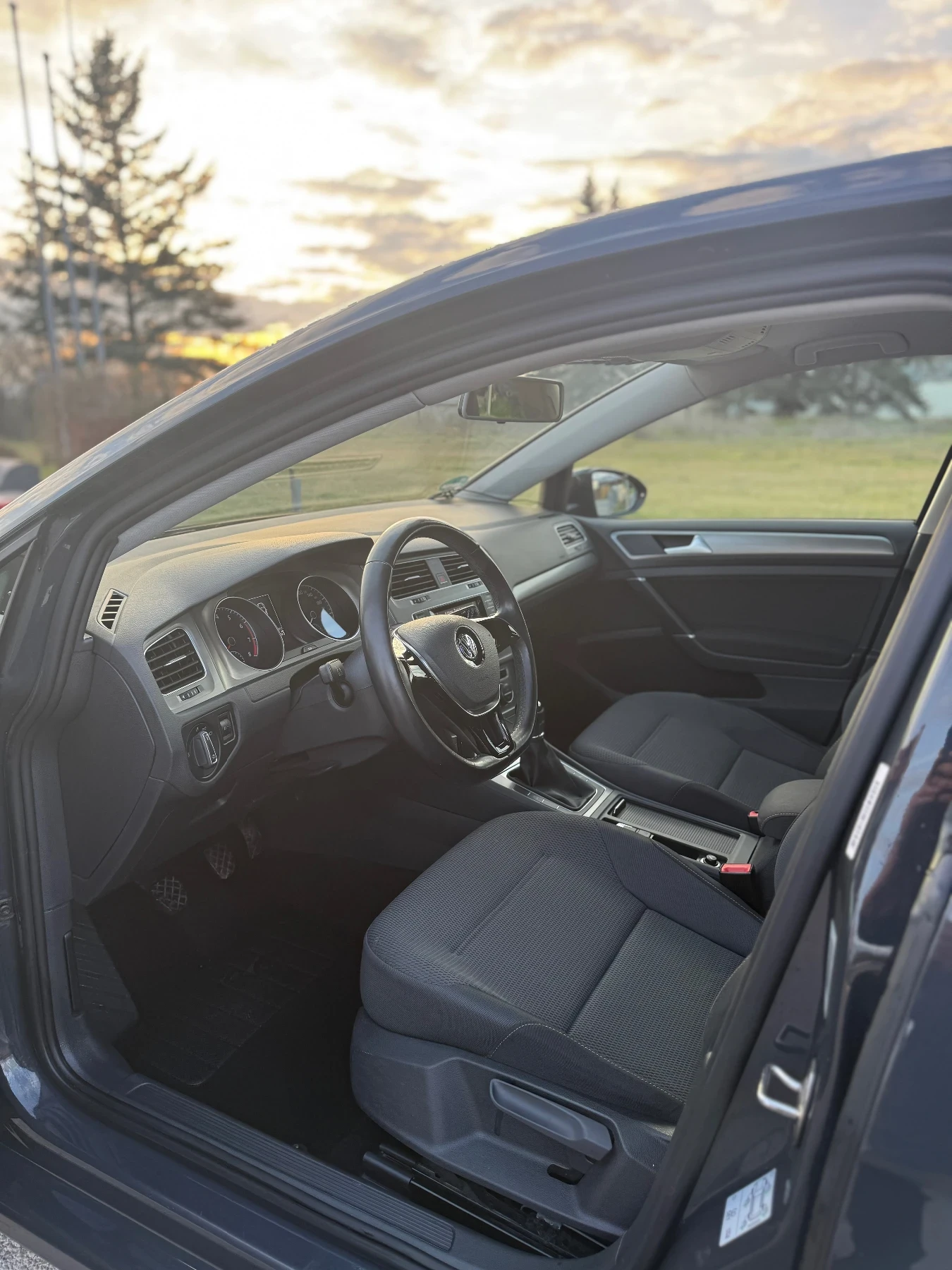 VW Golf  EURO5, снимка 8 - Автомобили и джипове - 52882283