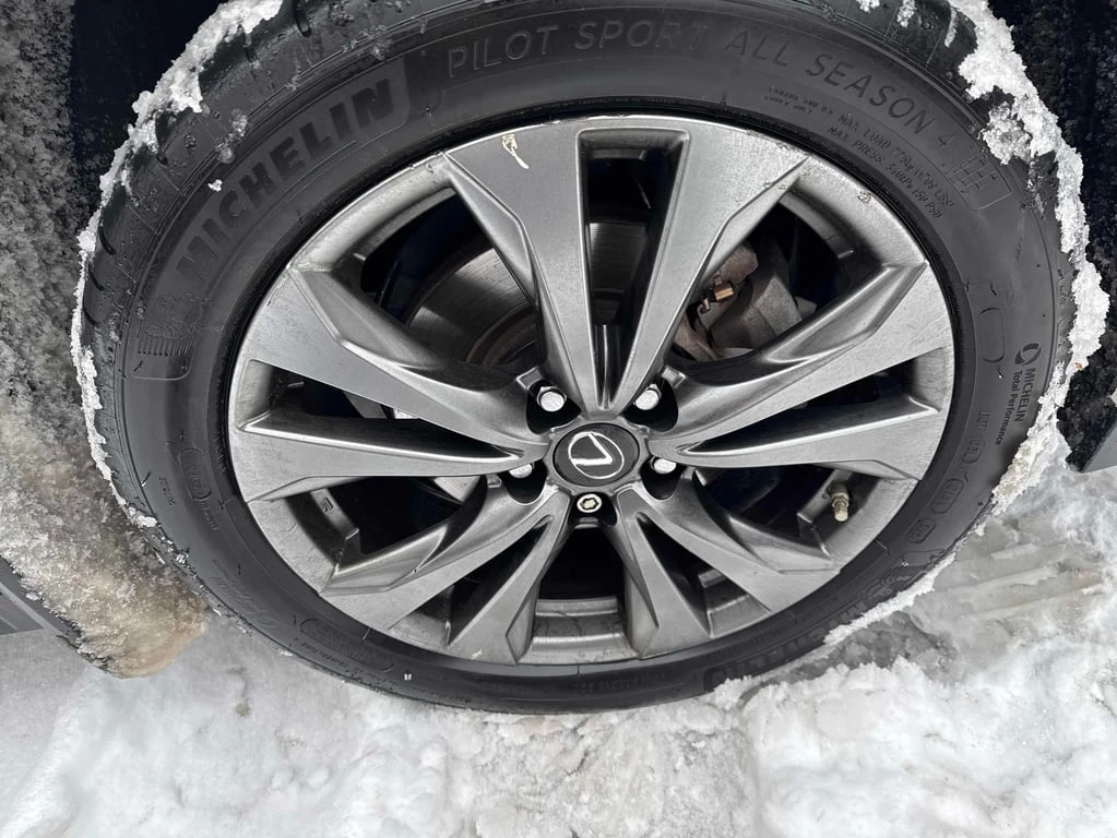 Lexus UX * 250h * CARFAX * БЕЗ ПЪРВОНАЧАЛНА ВНОСКА - изображение 7