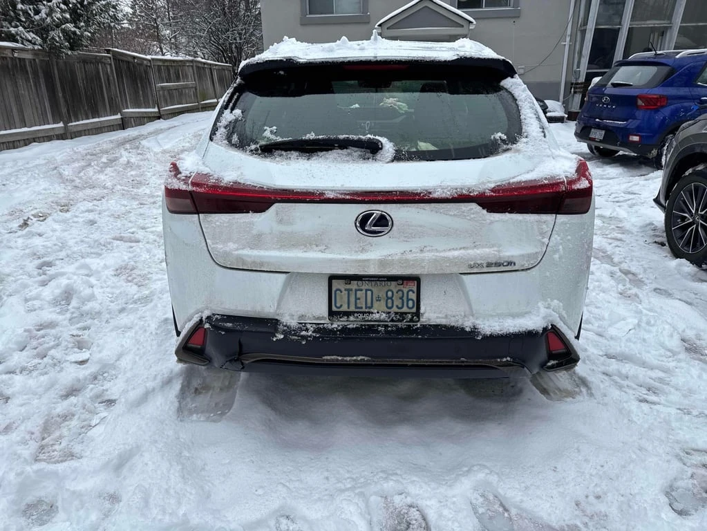 Lexus UX * 250h * CARFAX * БЕЗ ПЪРВОНАЧАЛНА ВНОСКА - изображение 4