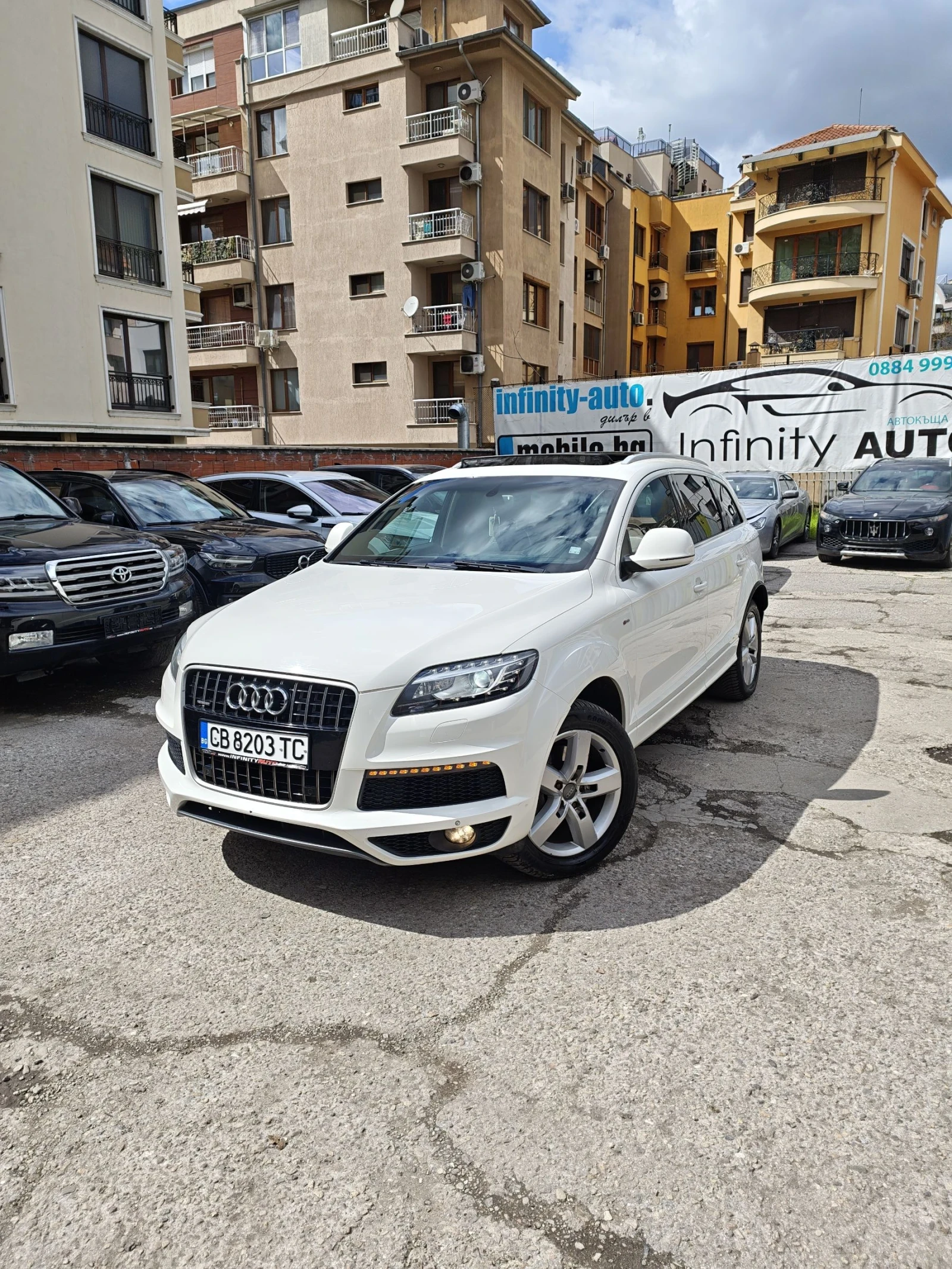 Audi Q7 FACELIFT, S-LINE, ПАНОРАМА, КАМЕРА, ПОДГРЕВ, снимка 4 - Автомобили и джипове - 54092279