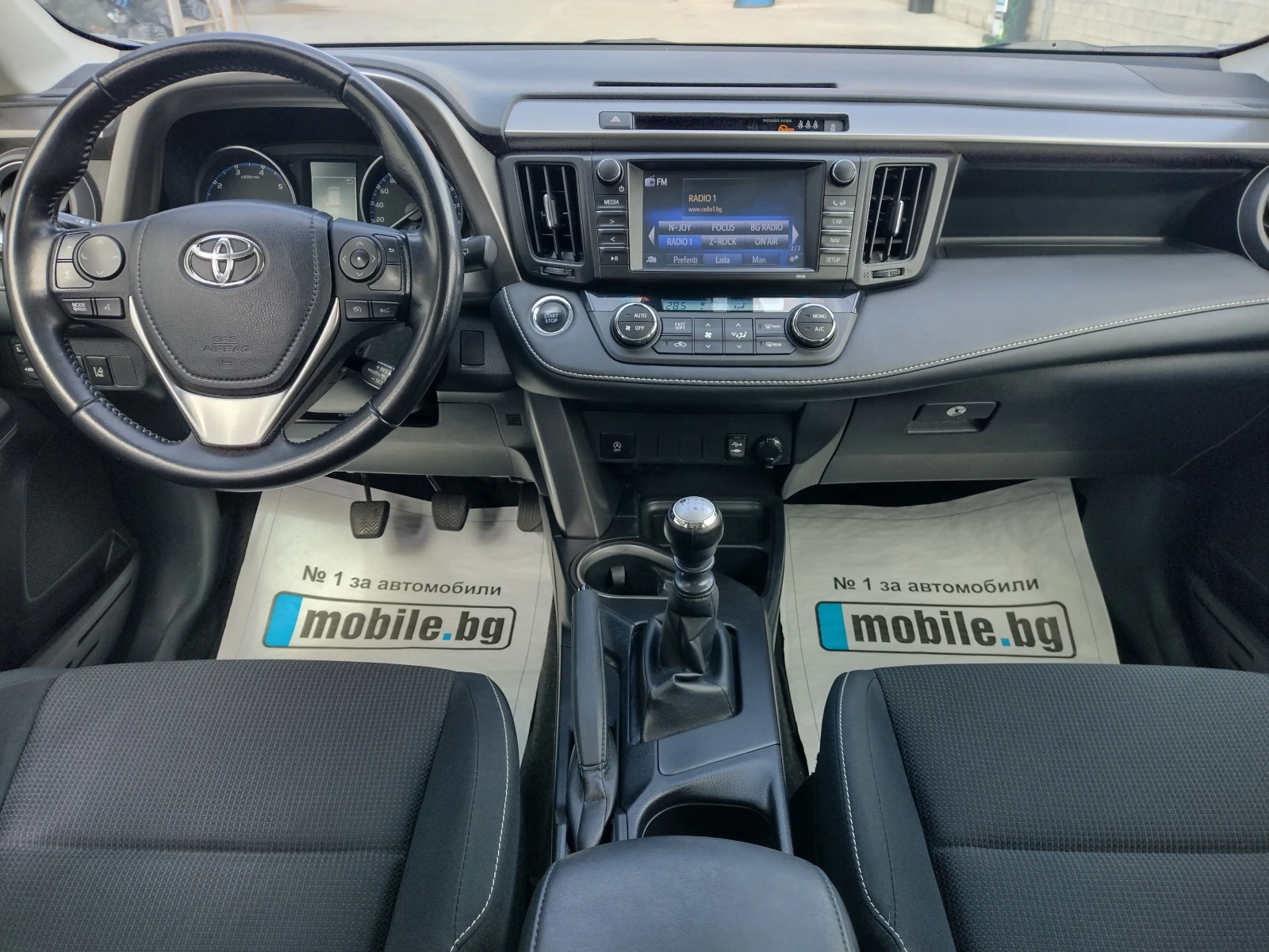 Toyota Rav4 2.0 D4D* FACE LIFT* Нави* Дистроник* Камера* , снимка 12 - Автомобили и джипове - 54141397