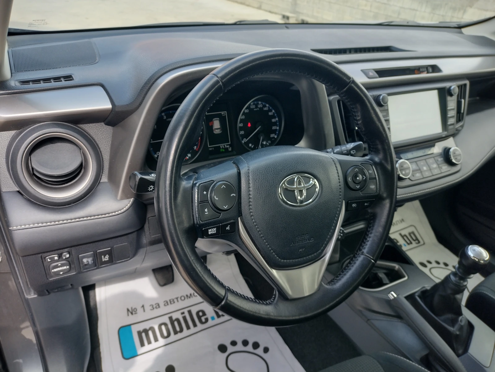 Toyota Rav4 2.0 D4D* FACE LIFT* Нави* Дистроник* Камера* , снимка 13 - Автомобили и джипове - 54141397