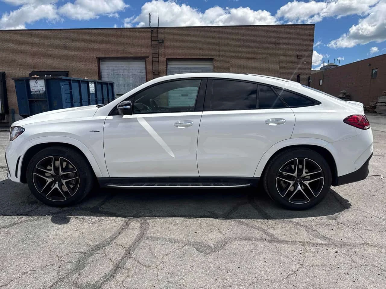 Mercedes-Benz GLE 53 4MATIC * AMG * CARFAX * BURMESTER * ОБДУХВАНЕ * 360 , снимка 2 - Автомобили и джипове - 54497047