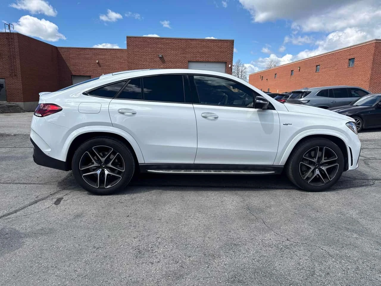 Mercedes-Benz GLE 53 4MATIC * AMG * CARFAX * BURMESTER * ОБДУХВАНЕ * 360 , снимка 3 - Автомобили и джипове - 54497047