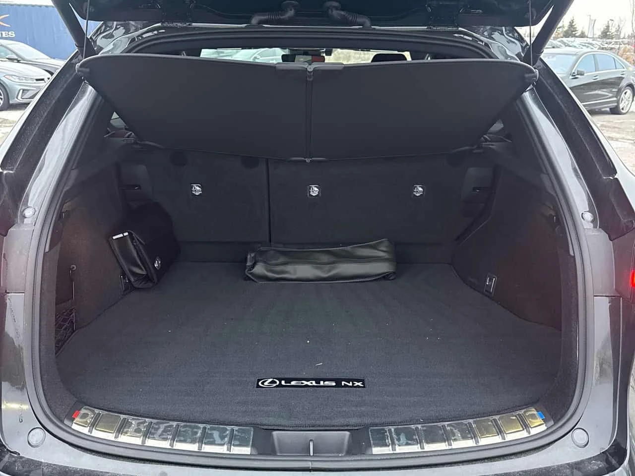 Lexus NX * 350 * ОБУДХВАНЕ * ДИСТРОНИК * КАМЕРА * ПАМЕТ, снимка 11 - Автомобили и джипове - 54586291